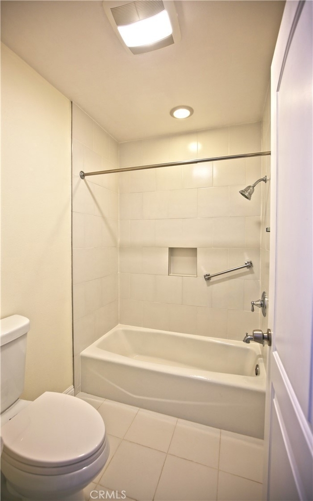 1209 Raintree Circle - Photo 11