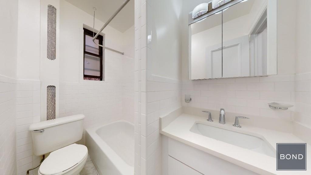 25 West 68th Street - Photo 6