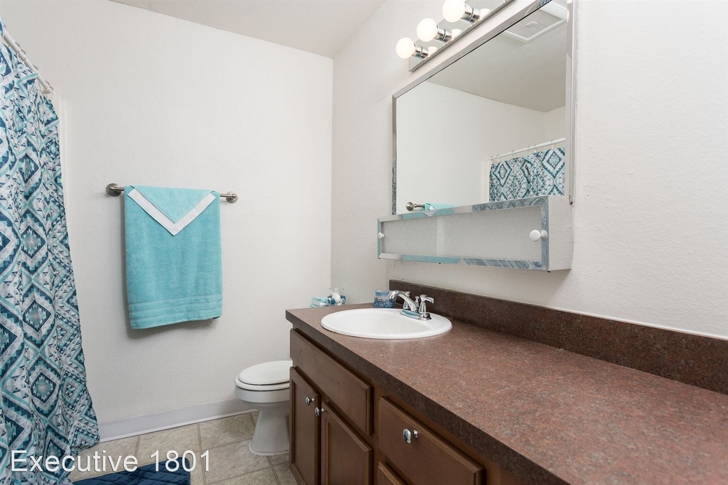 1801 Ne 162nd Ave - Photo 32