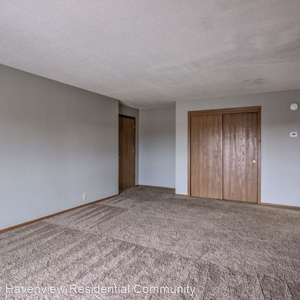 10827 Blondo Street - Photo 10