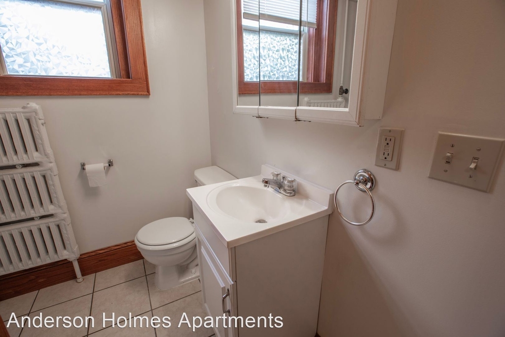 3037 Holmes Ave South - Photo 4