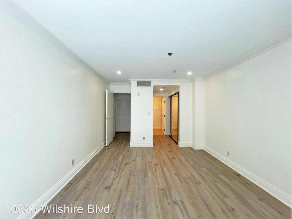 10636 Wilshire Blvd - Photo 15