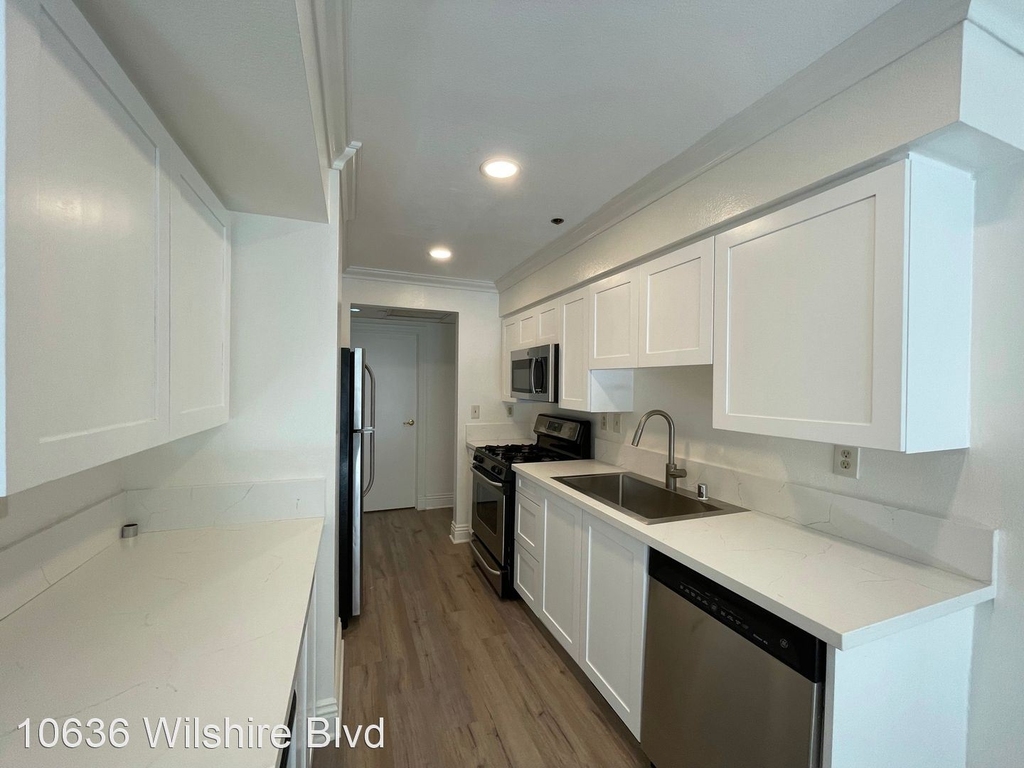 10636 Wilshire Blvd - Photo 3