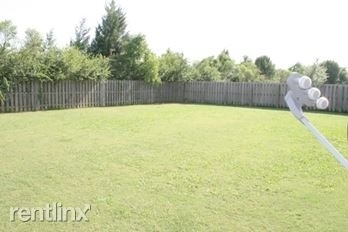 9616 Helmsley Circle - Photo 11