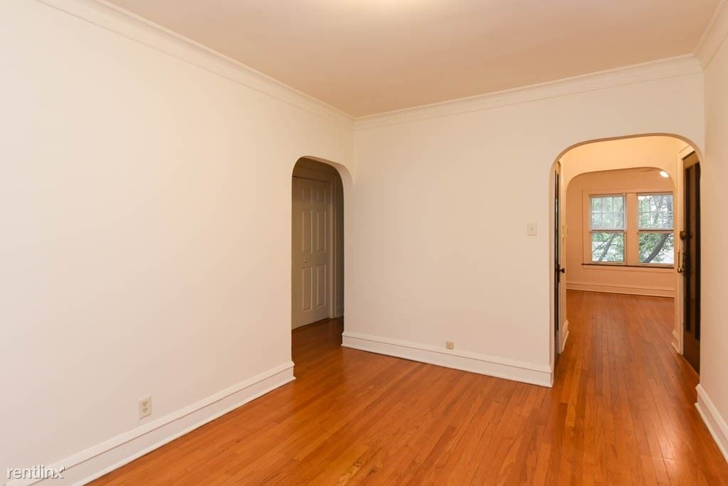 2848 W. Cullom, Unit 5 - Photo 12