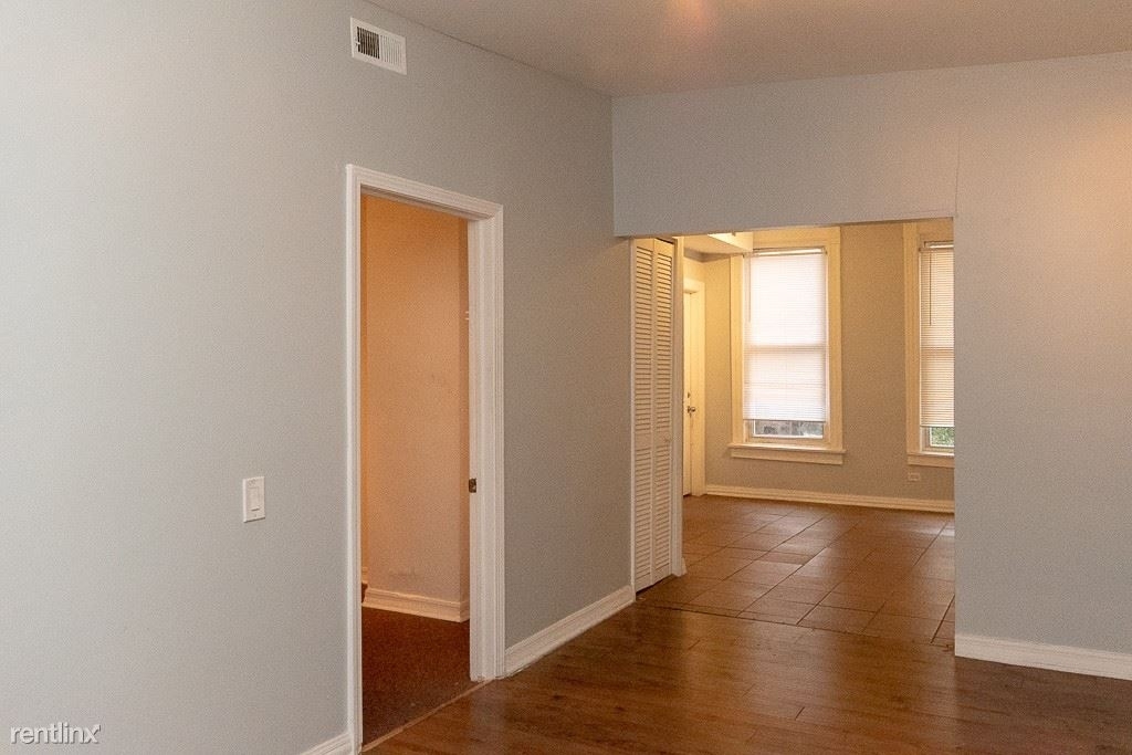 3511 W. Dickens, Unit 4 - Photo 7