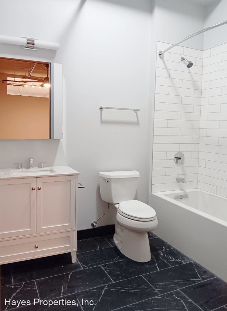 4046 N. Hermitage - Photo 10