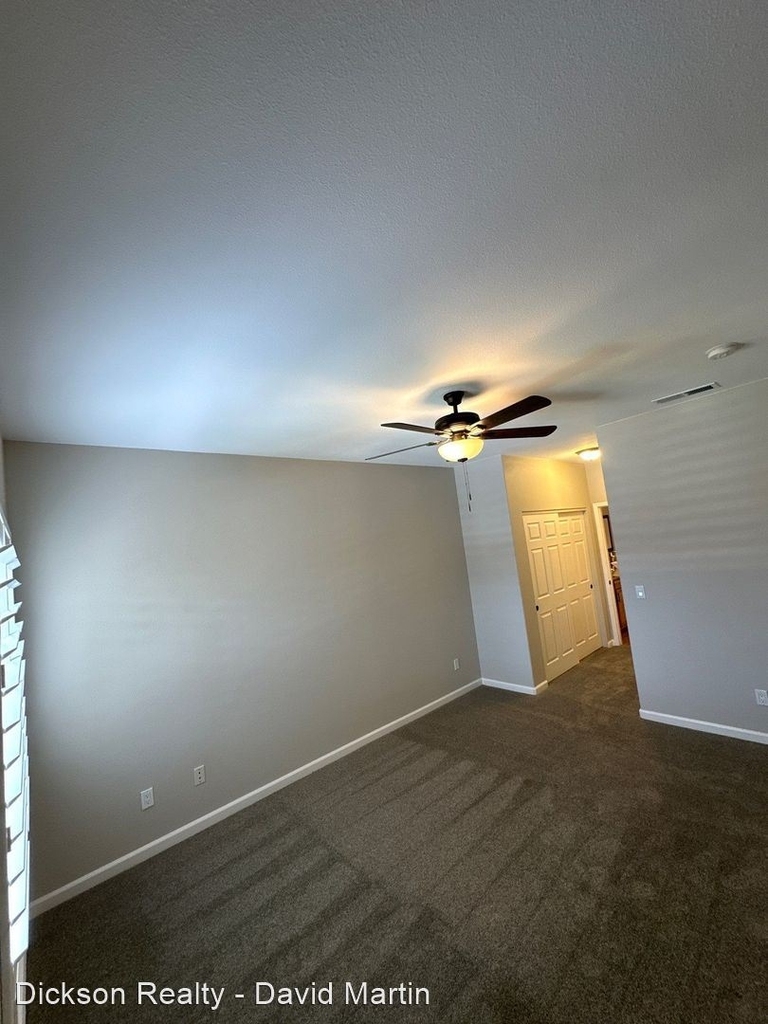 900 S Meadows Pkwy Apt 4421 - Photo 28