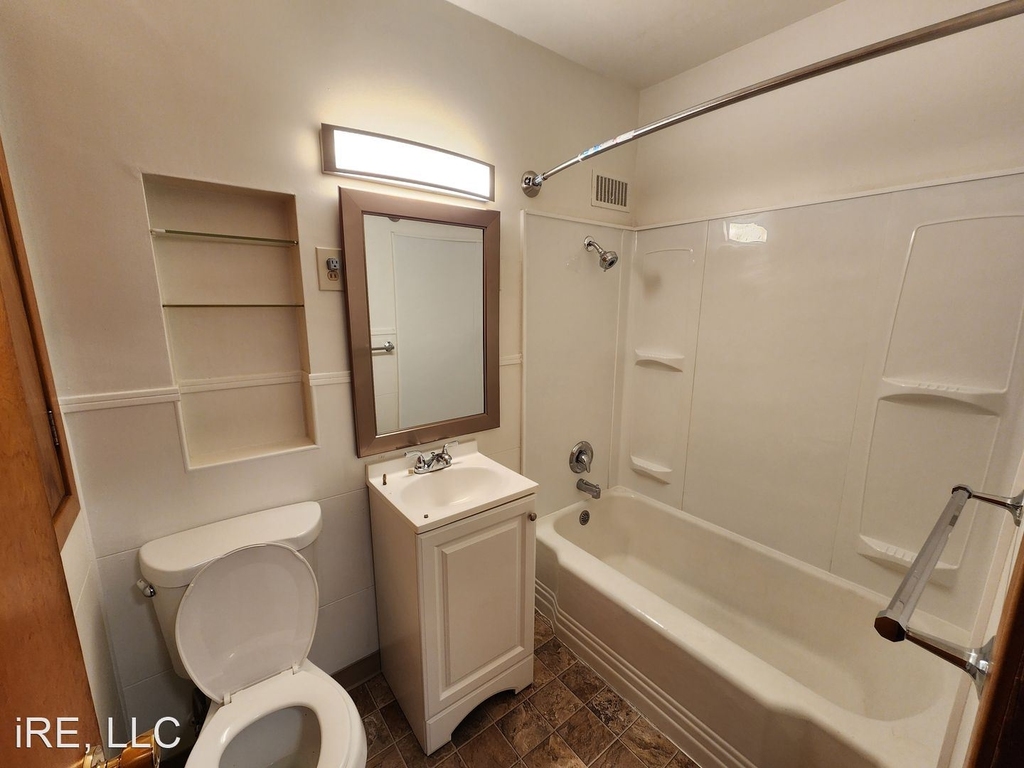 1806 W Pacific Ave - Photo 9