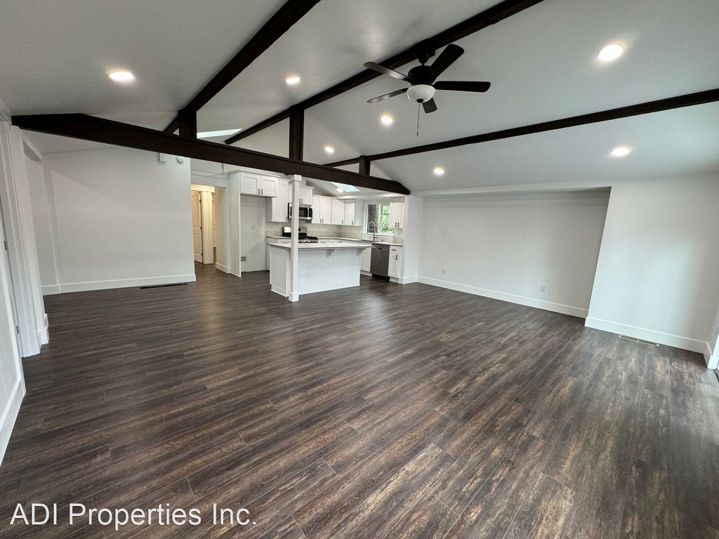 10054 Sw 35th Ave - Photo 1