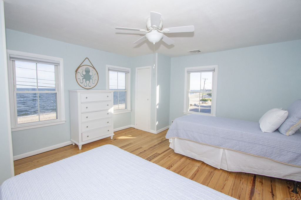 283 Seaside Avenue - Photo 18