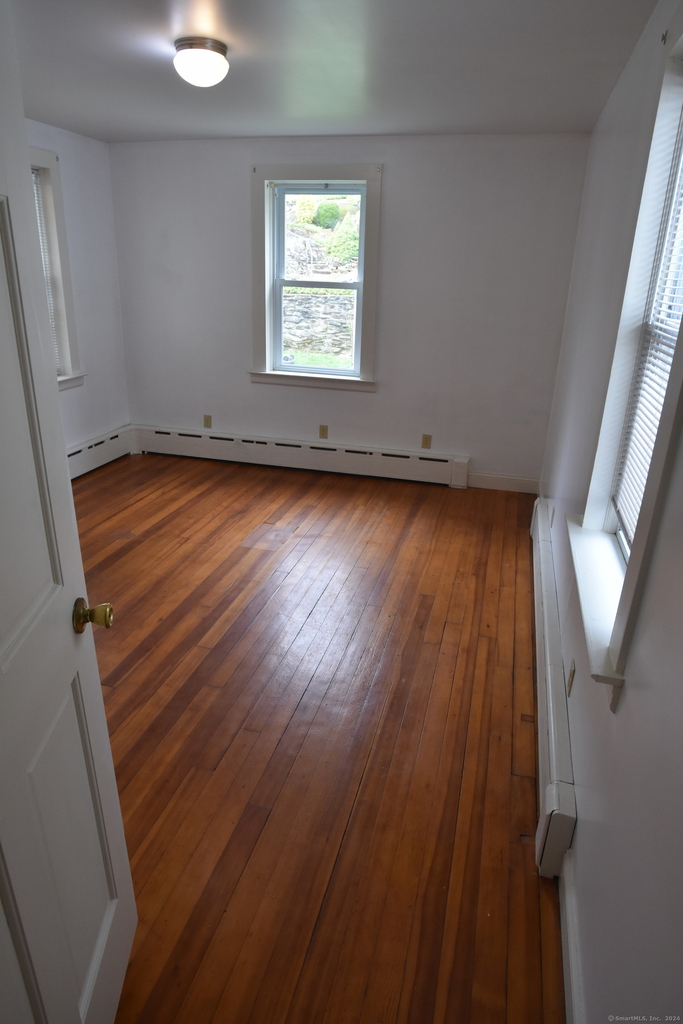 244 Davis Avenue - Photo 6