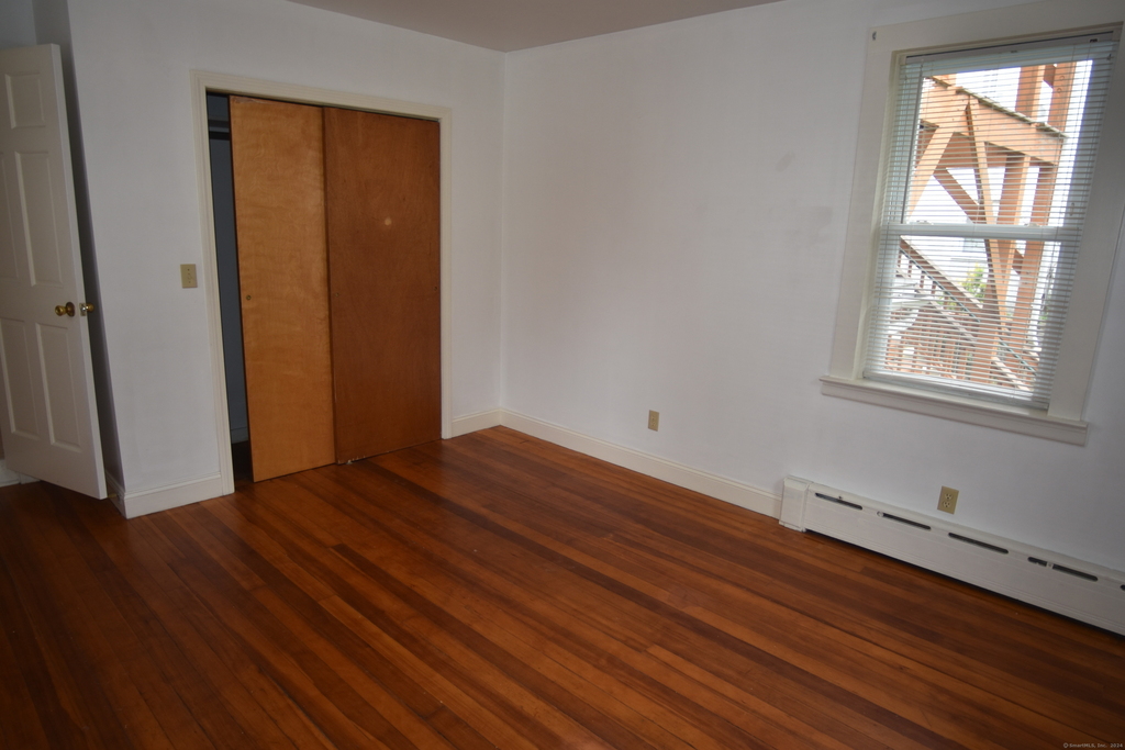 244 Davis Avenue - Photo 8