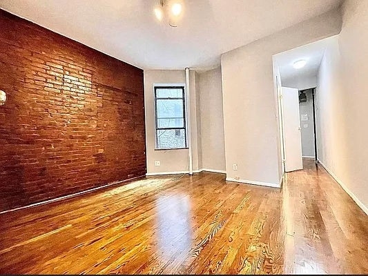 221 East 23rd Street - Photo 1