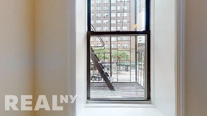 711 Second Avenue - Photo 6