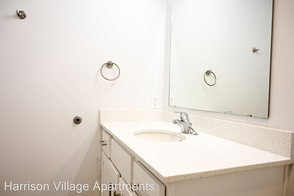 1041 S 10th St. - Photo 23