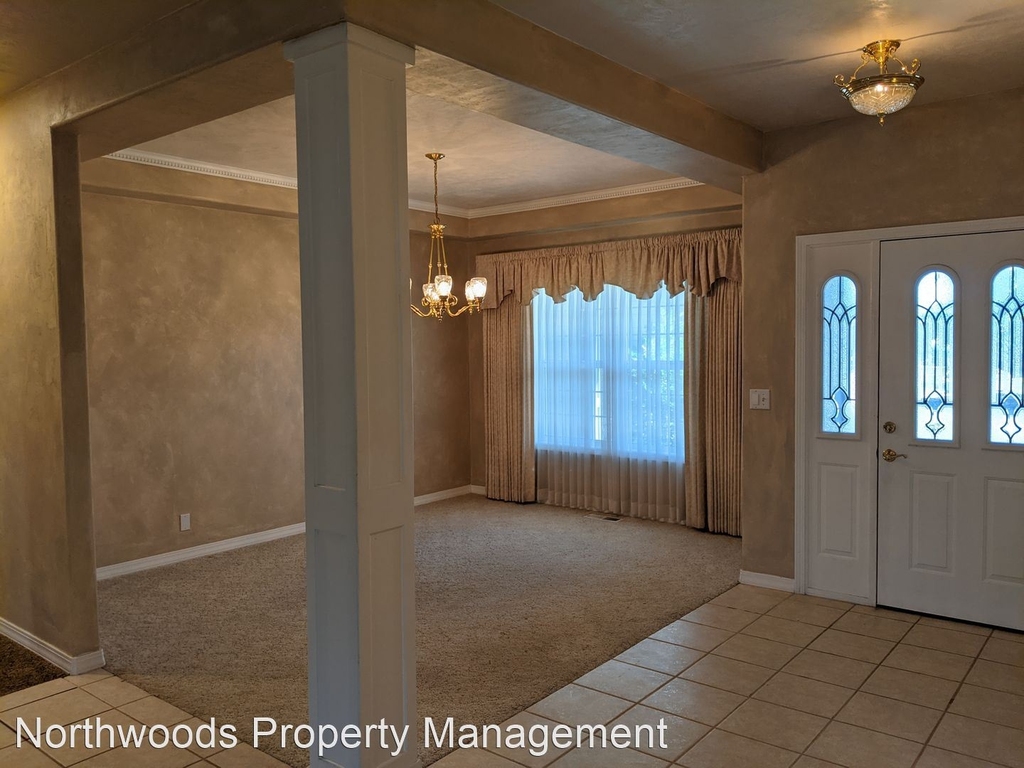 5925 Rombauer Rd - Photo 2