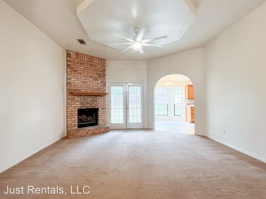 3801 Lone Oak Dr. - Photo 3