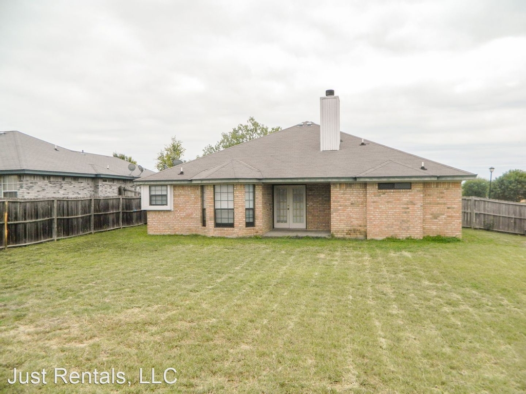 3801 Lone Oak Dr. - Photo 18