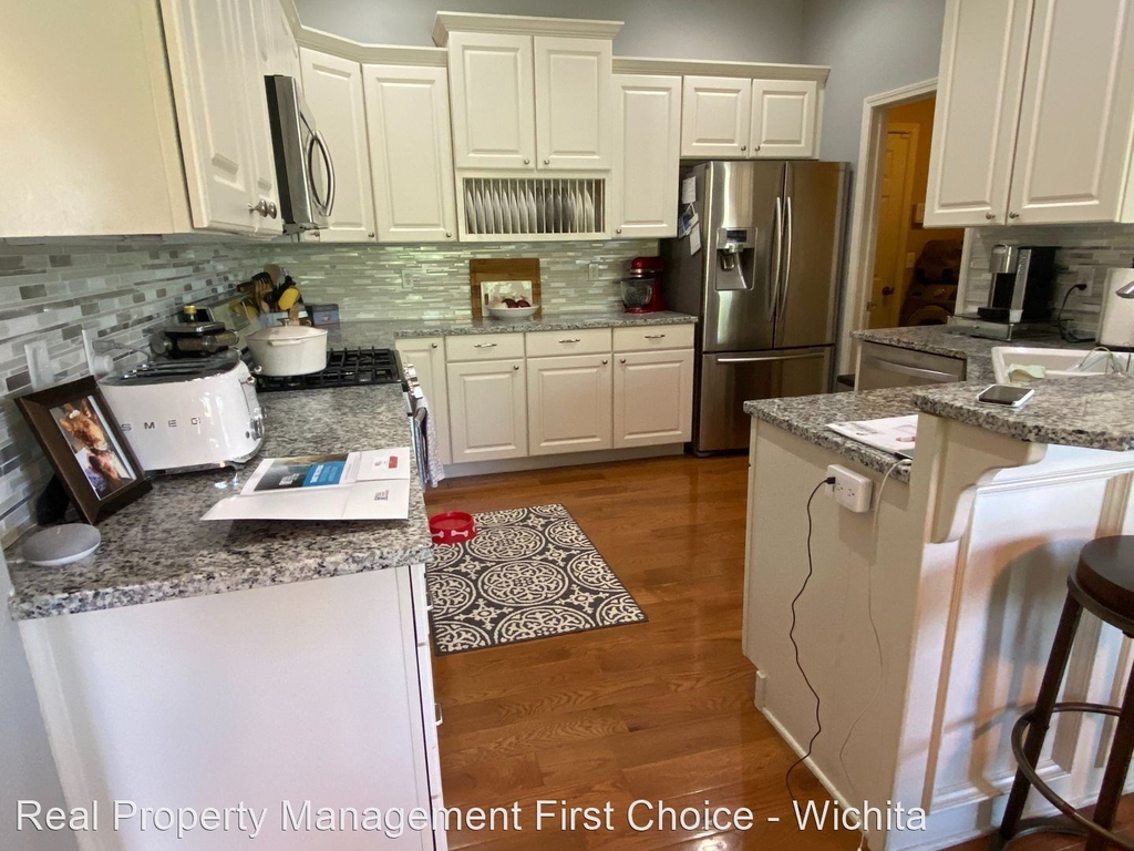 840 N Bedford Ct - Photo 3