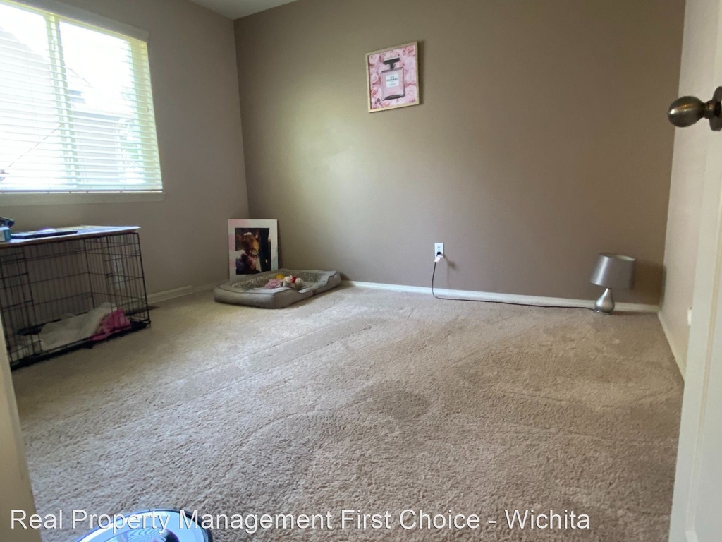 840 N Bedford Ct - Photo 12