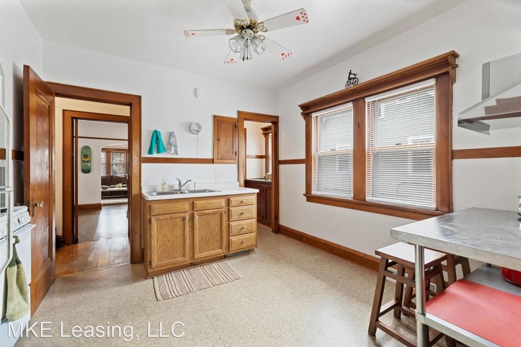 323 N 59th Street - Photo 5