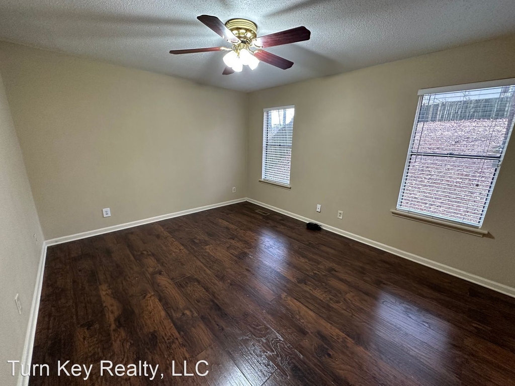 3113 Cobblestone Drive - Photo 5