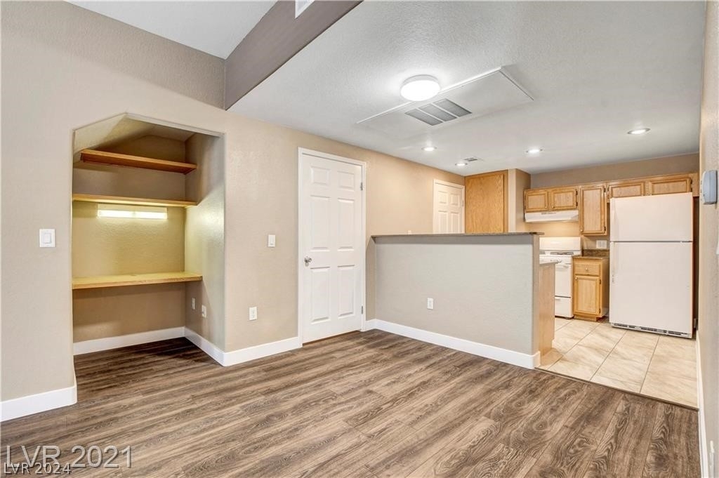 10550 W Alexander Road - Photo 2