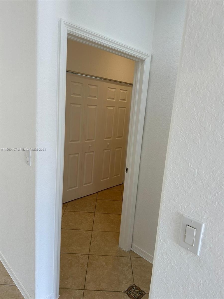 11054 Sw 237 Ln - Photo 2