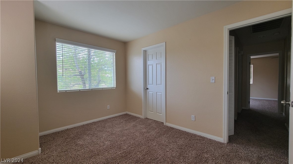 1130 Blue Magenta Avenue - Photo 14