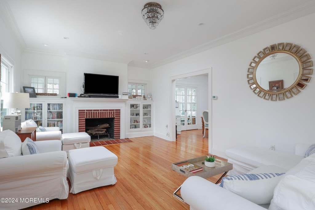 406 Atlantic Avenue - Photo 1