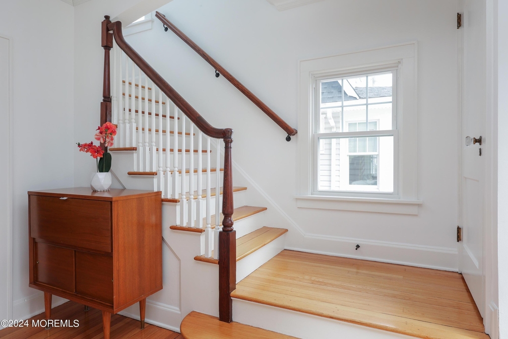 406 Atlantic Avenue - Photo 9