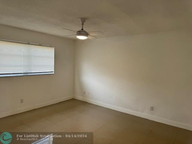 6300 Nw 62nd St - Photo 14