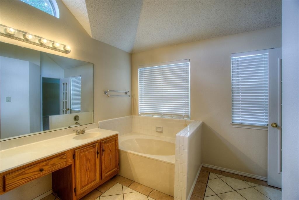 6701 Hornbeam Court - Photo 17