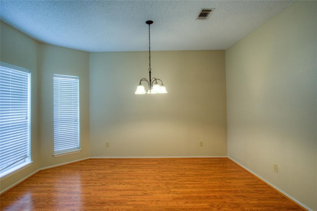 6701 Hornbeam Court - Photo 2