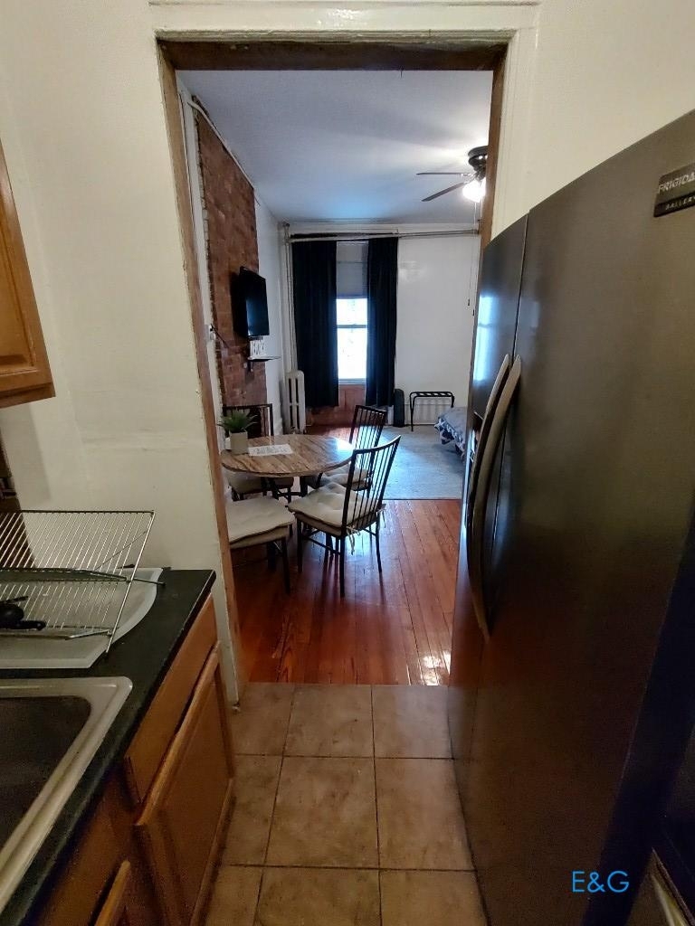 550 West 161st Street - Photo 4