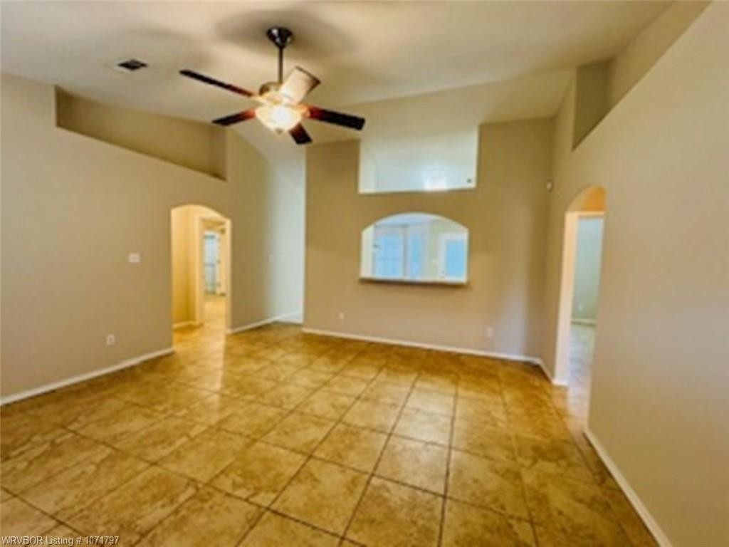 608 Chateau  Dr - Photo 1