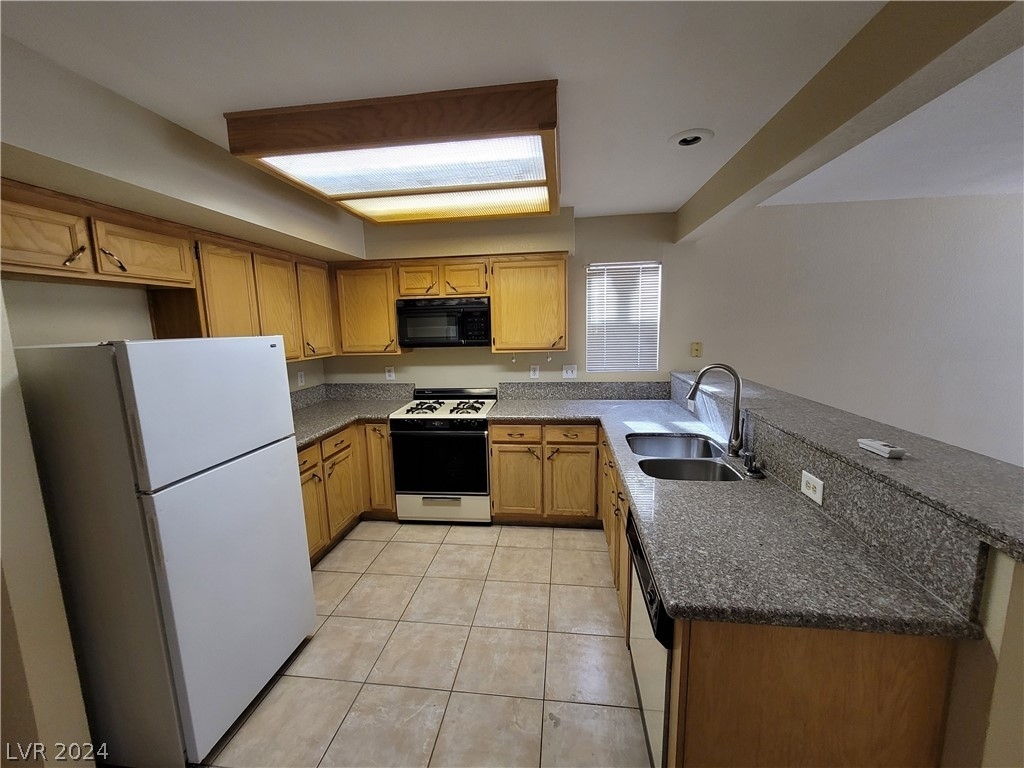 253 Buckskin Street - Photo 13