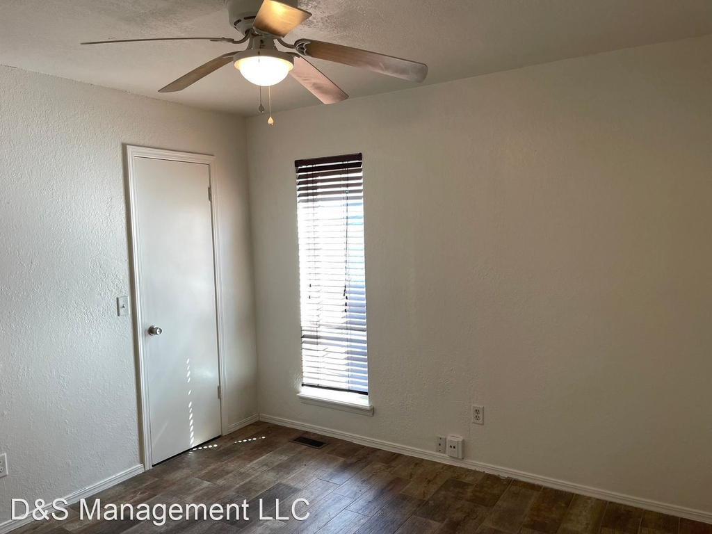 2600 Sw 102nd - Photo 16