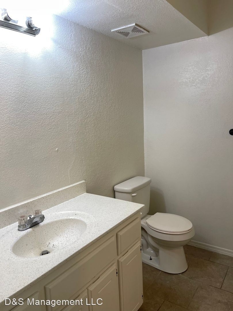 2600 Sw 102nd - Photo 14