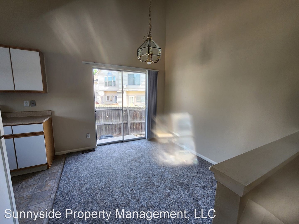 3043 W. 107th Pl. Unit A - Photo 2