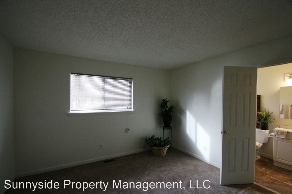 1489 Cottonwood Street - Photo 5