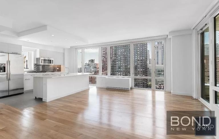 501 East 74th Street - Photo 0