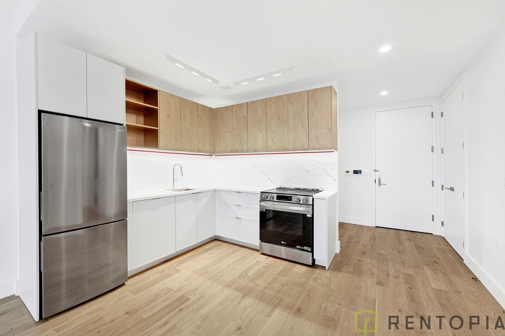 597 Grand Street - Photo 6