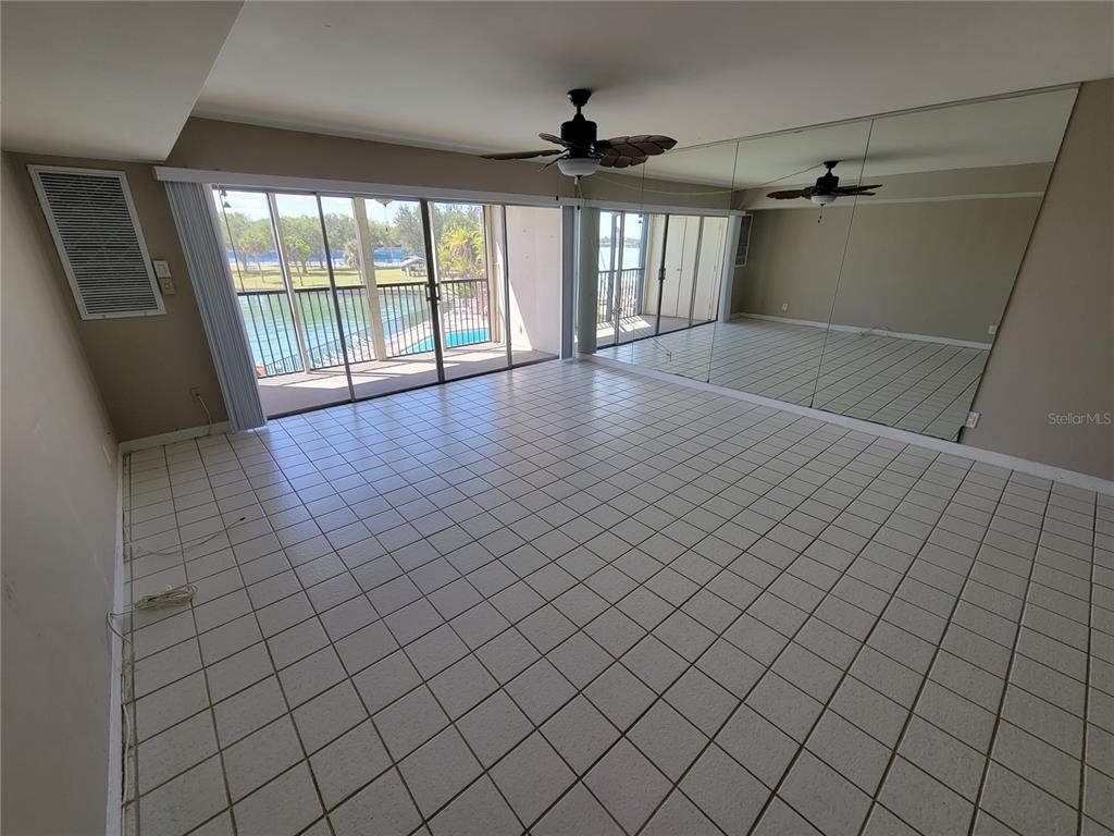 10355 Paradise Boulevard - Photo 8