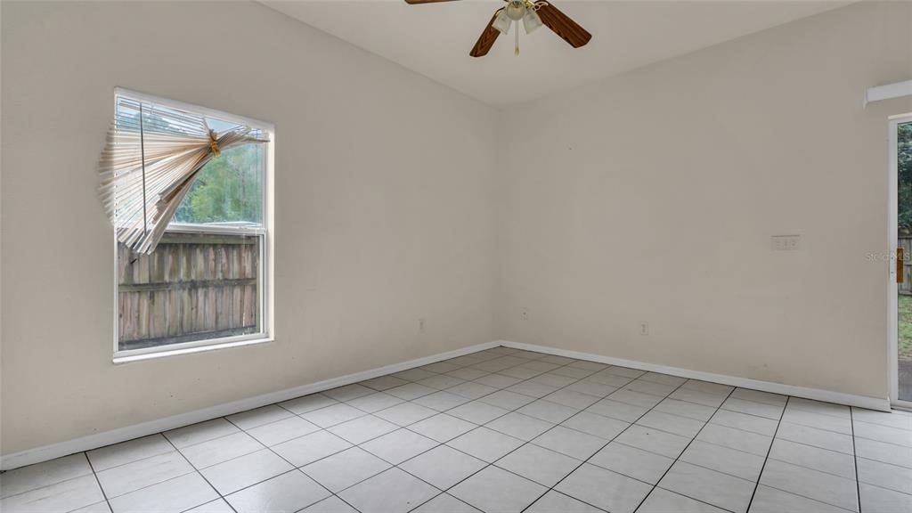 5002 Beechcraft Way - Photo 11