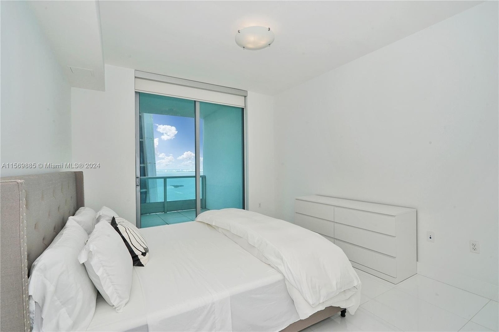 900 Biscayne Blvd - Photo 3