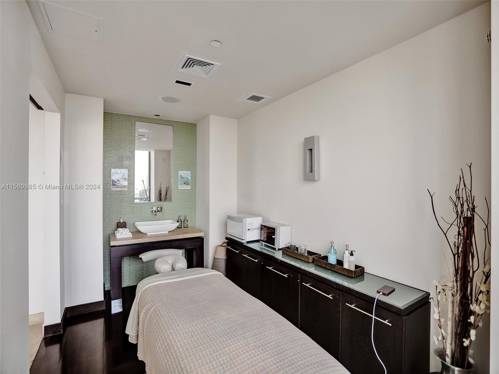 900 Biscayne Blvd - Photo 42