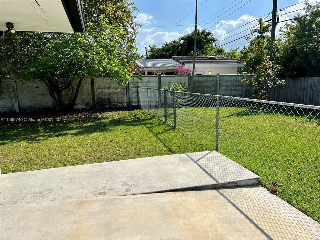 8600 Sw 87th Ave - Photo 19
