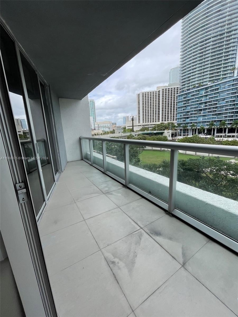 475 Brickell Ave - Photo 7